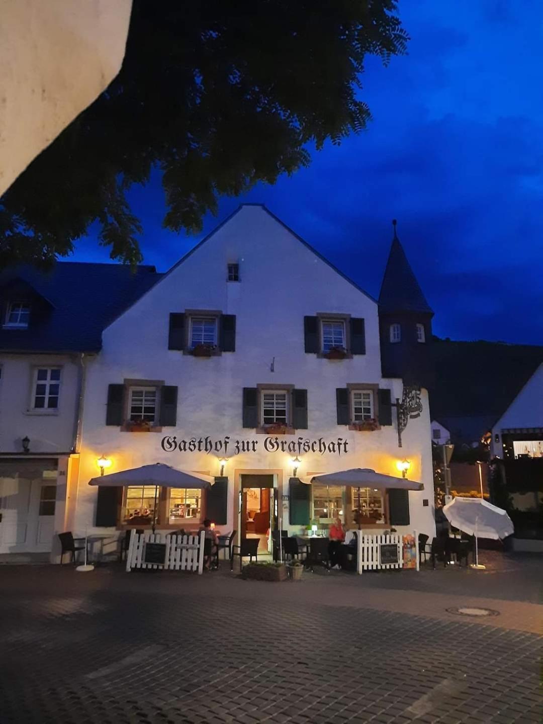 Gasthof Zur Grafschaft Veldenz Exterior foto